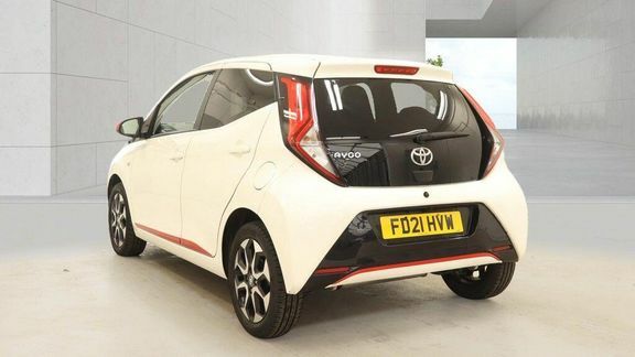 Toyota Aygo X X-trend Tss White #3