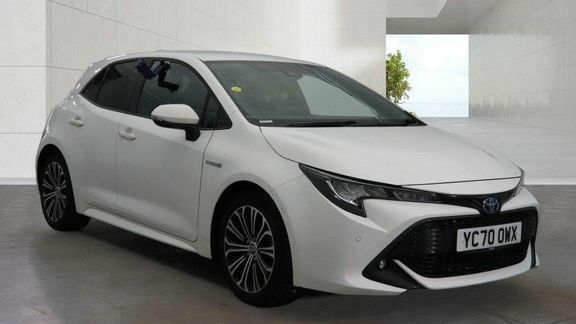 Toyota Corolla Design 1.8 Hybrid Hb Trk White