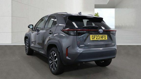 Toyota Yaris Cross Design Fwd Grey #3