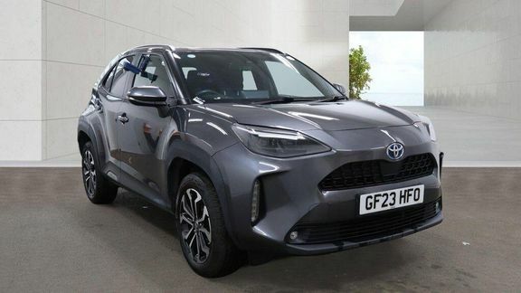 Toyota Yaris Cross Design Fwd Grey