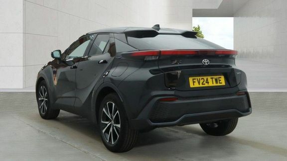 Toyota C-Hr Design 1.8 Fwd Hybrid Black #3