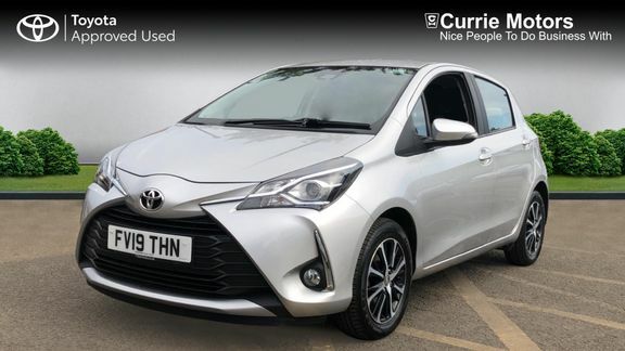 Toyota Yaris 1.5 Vvt-i Icon Tech Euro 6  #3