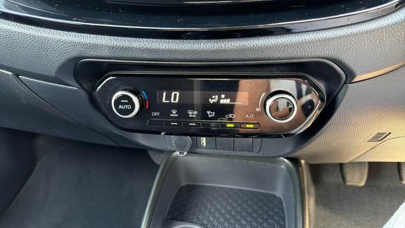 Toyota Aygo X 1L Edge Green #28