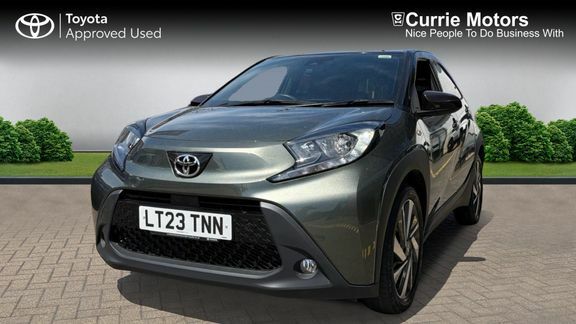 Toyota Aygo X Edge Parking Pack Green #3
