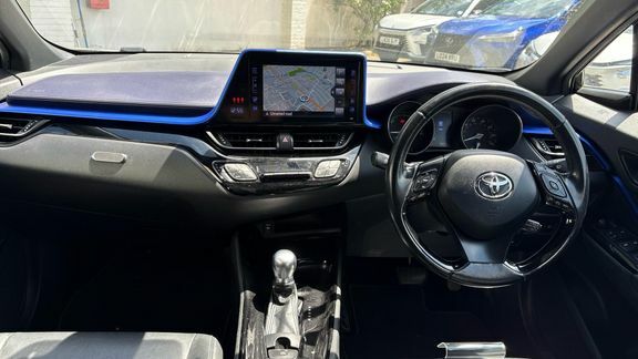 Toyota C-Hr Dynamic 1.8Cvt Leather Silver #6