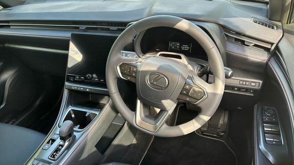 Lexus LBX 1.5 Premium E-cvt Hatchback Black #7