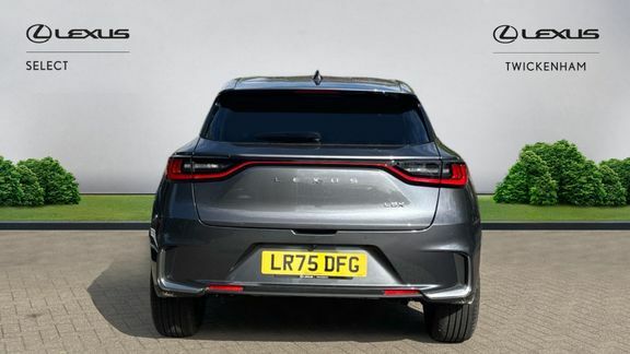 Lexus LBX Premium Plus Black Interior Grey #5
