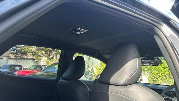 Lexus LBX 1.5 Premium E-cvt Hatchback Black #20