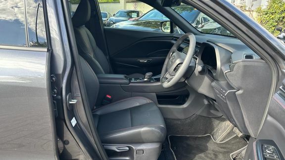 Lexus LBX 1.5 Premium E-cvt Hatchback Black #13