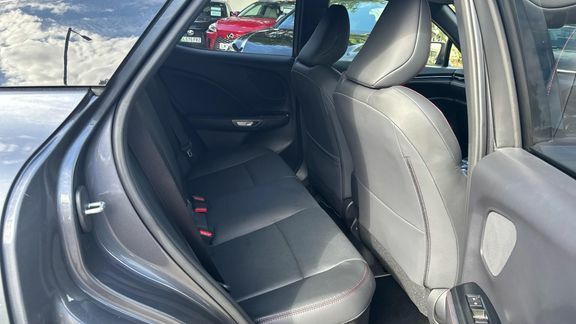 Lexus LBX 1.5 Premium E-cvt Hatchback Black #9