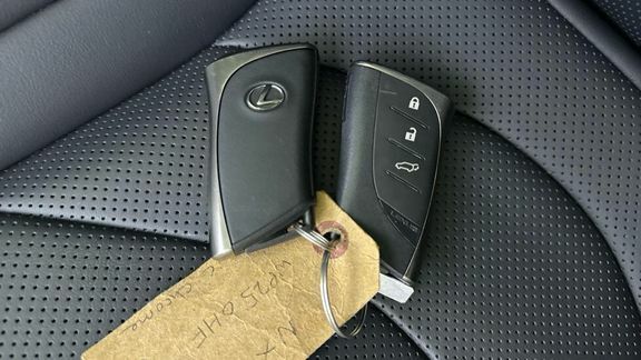 Lexus NX 450H 2.5 E-cvt Premium Pack  #27