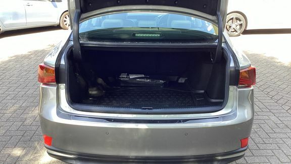 Lexus IS 300H Sport Cvt Grey #14