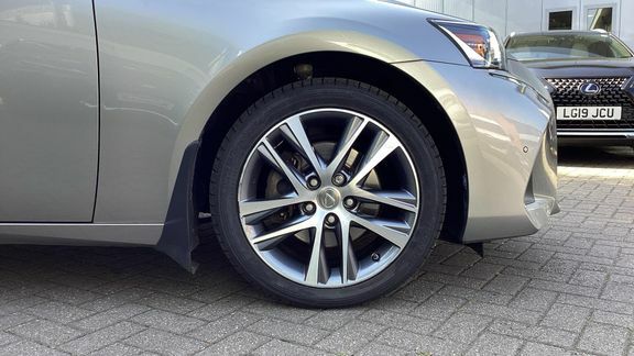 Lexus IS 300H Sport Cvt Grey #23