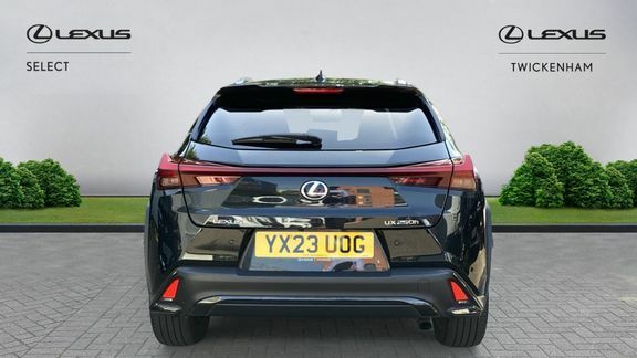 Lexus UX F Sport Design Black #5