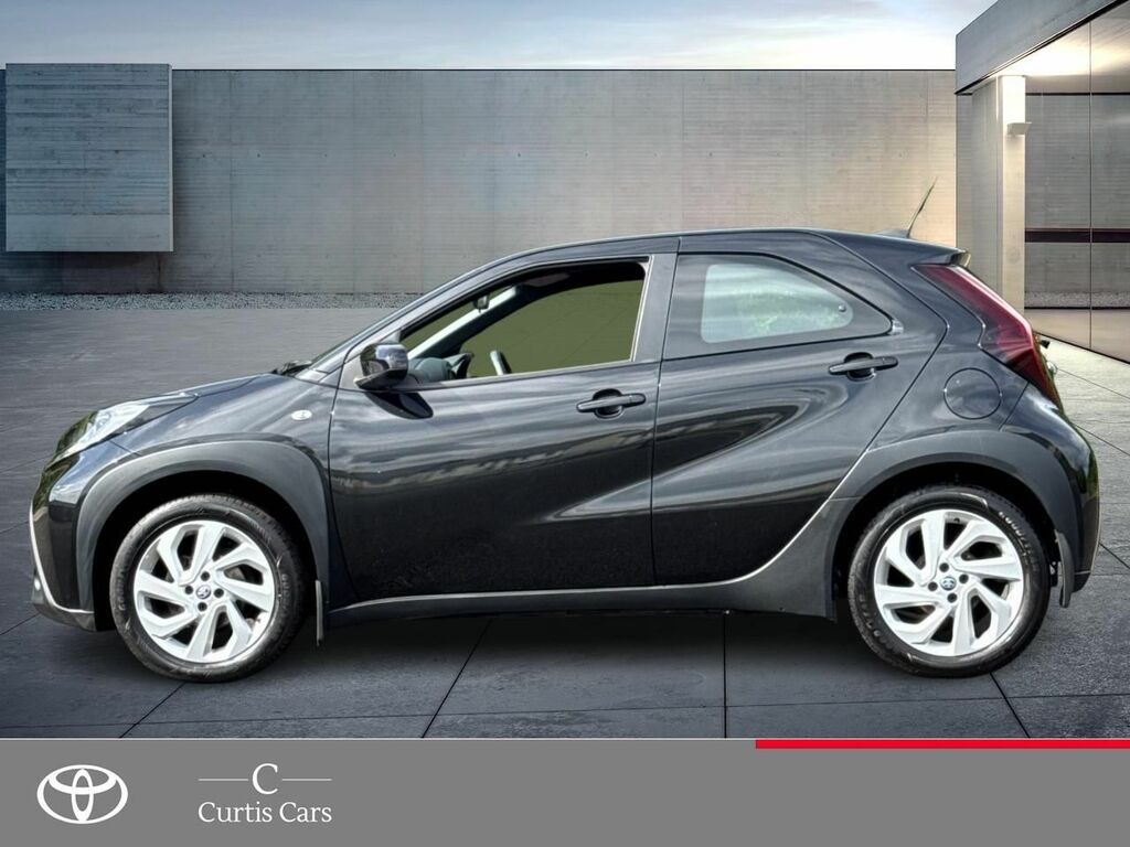 Toyota Aygo X 1.0 Vvt-i Pure Euro 6 Ss VRZ7747 Black #4