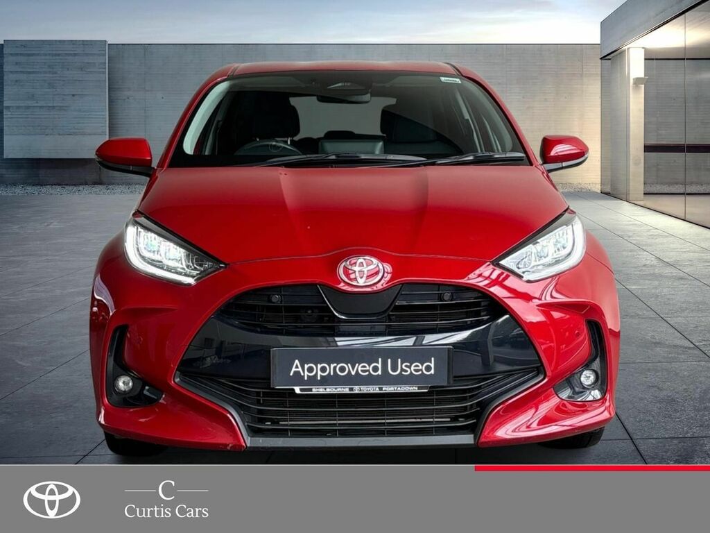 Toyota Yaris 1.5 Vvt-h Design E-cvt Euro 6 Ss UXZ5906 Red #2