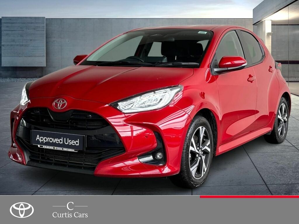 Toyota Yaris 1.5 Vvt-h Design E-cvt Euro 6 Ss UXZ5906 Red #3