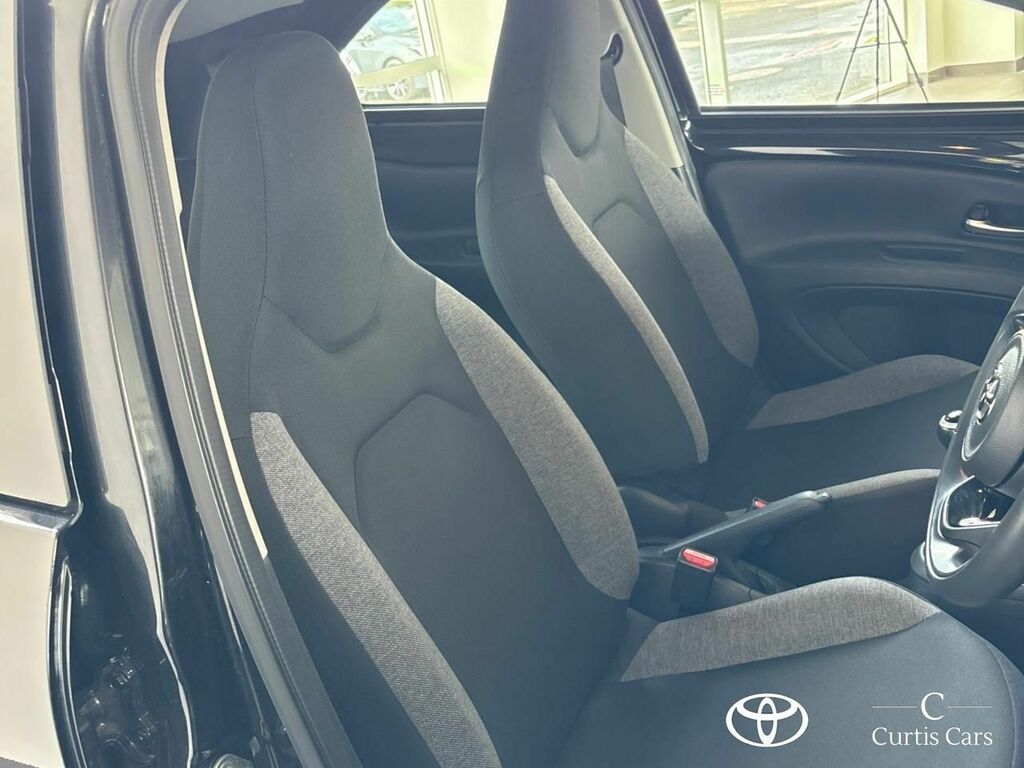 Toyota Aygo X 1.0 Vvt-i Edge Green #24