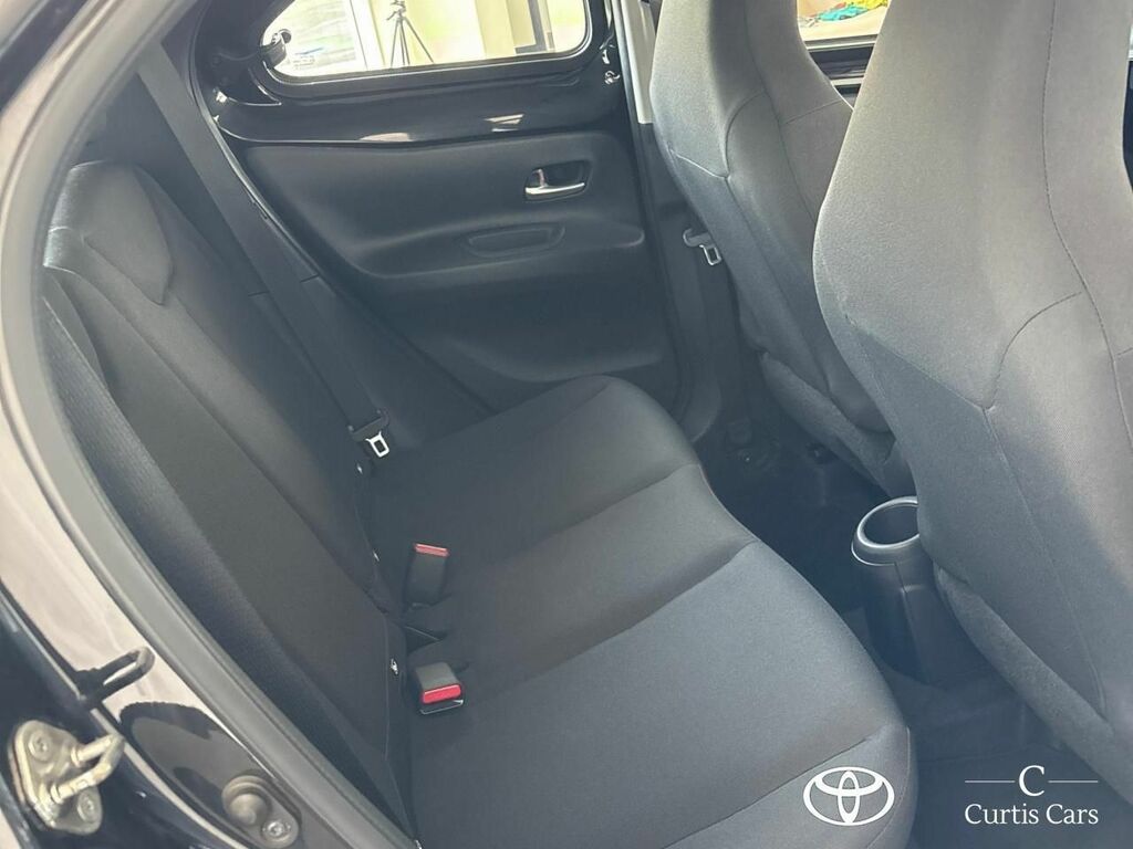 Toyota Aygo X 1.0 Vvt-i Edge Green #15