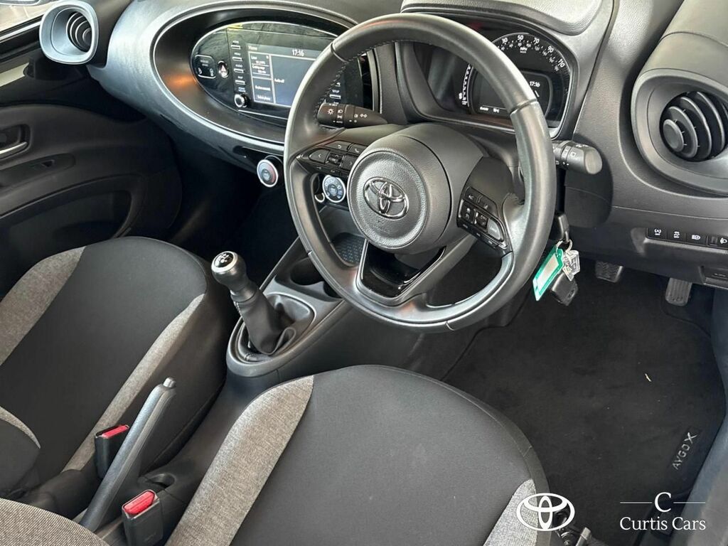 Toyota Aygo X 1.0 Vvt-i Edge Green #11