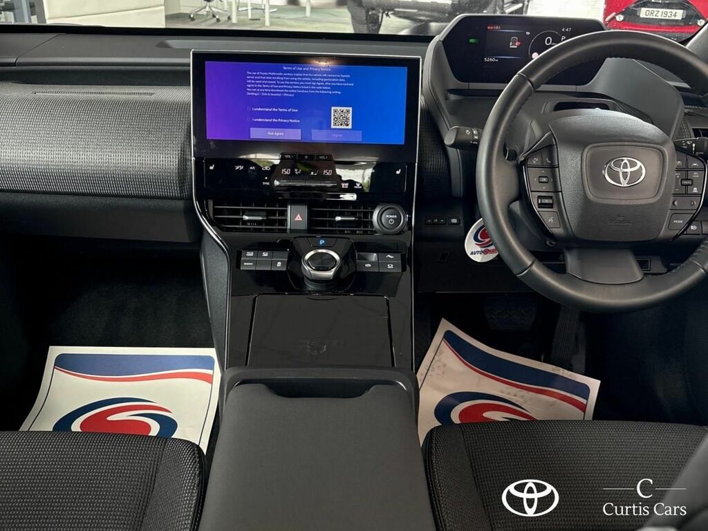 Toyota bZ4X 71.4Kwh Motion 11Kw Obc Silver
