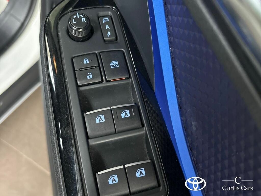 Toyota C-Hr 1.2T Excel Black #25