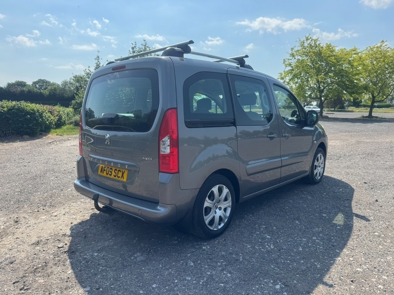 Peugeot Partner Tepee 1.6 Hdi Tepee Zenith Grey #4