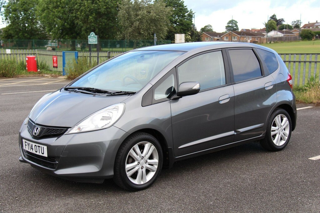 Honda Jazz 1.4 I-vtec Es Plus Cvt Euro 5 FY14OTU Grey #3