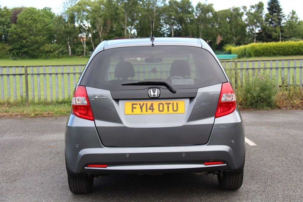Honda Jazz 1.4 I-vtec Es Plus Cvt Euro 5 FY14OTU Grey #6