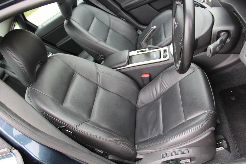 Volvo S40 2.0 Se Lux Euro 5 200959 White #23