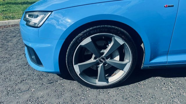 Audi A4 Tdi 40 Black Edition RF19NTG Blue #4