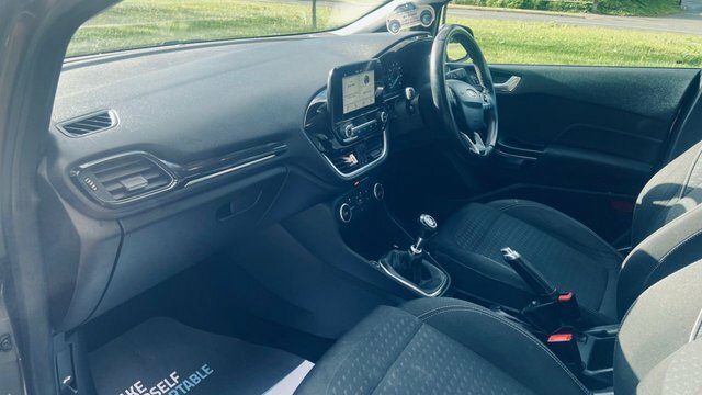Ford Fiesta Ecoboost Zetec Hatchback NL18HAA Grey #3