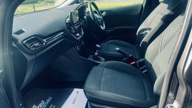 Ford Fiesta Ecoboost Zetec Hatchback NL18HAA Grey #6