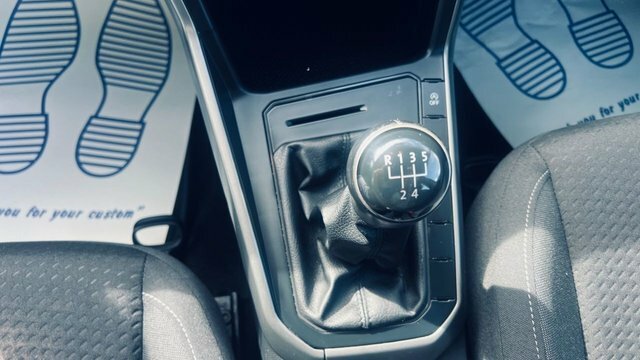 Volkswagen Polo Evo Se Tech Edition Black #6