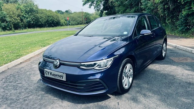 Volkswagen Golf Tsi Life Hatchback YE73CUC Blue #3