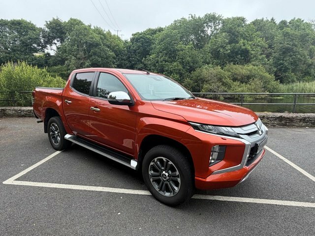 Mitsubishi L200 Di-d Dc Warrior Pickup Orange #3