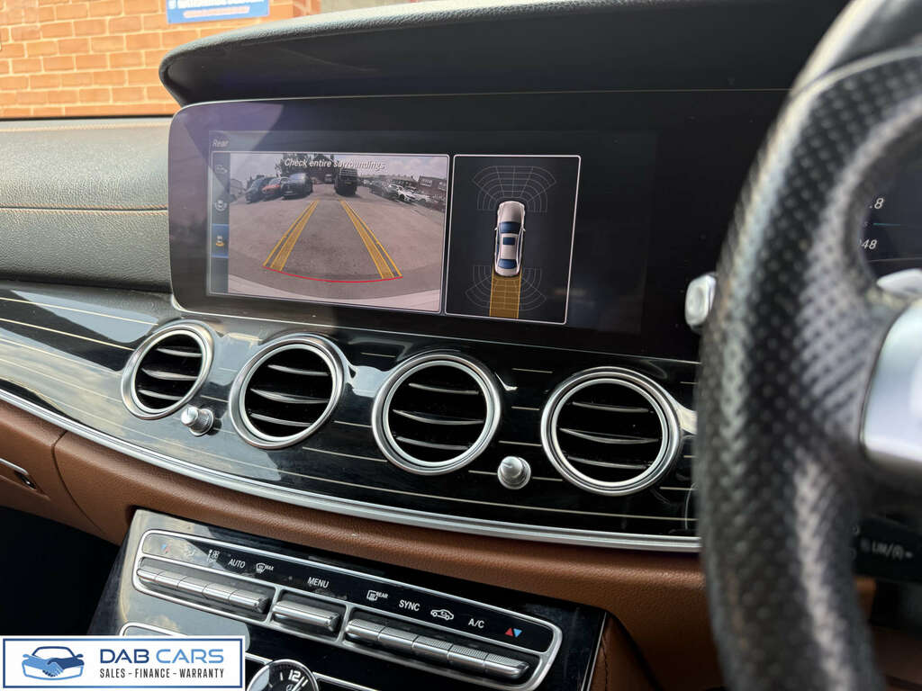Mercedes-Benz E Class 3.0 E 350 D Amg Line Premium White #3
