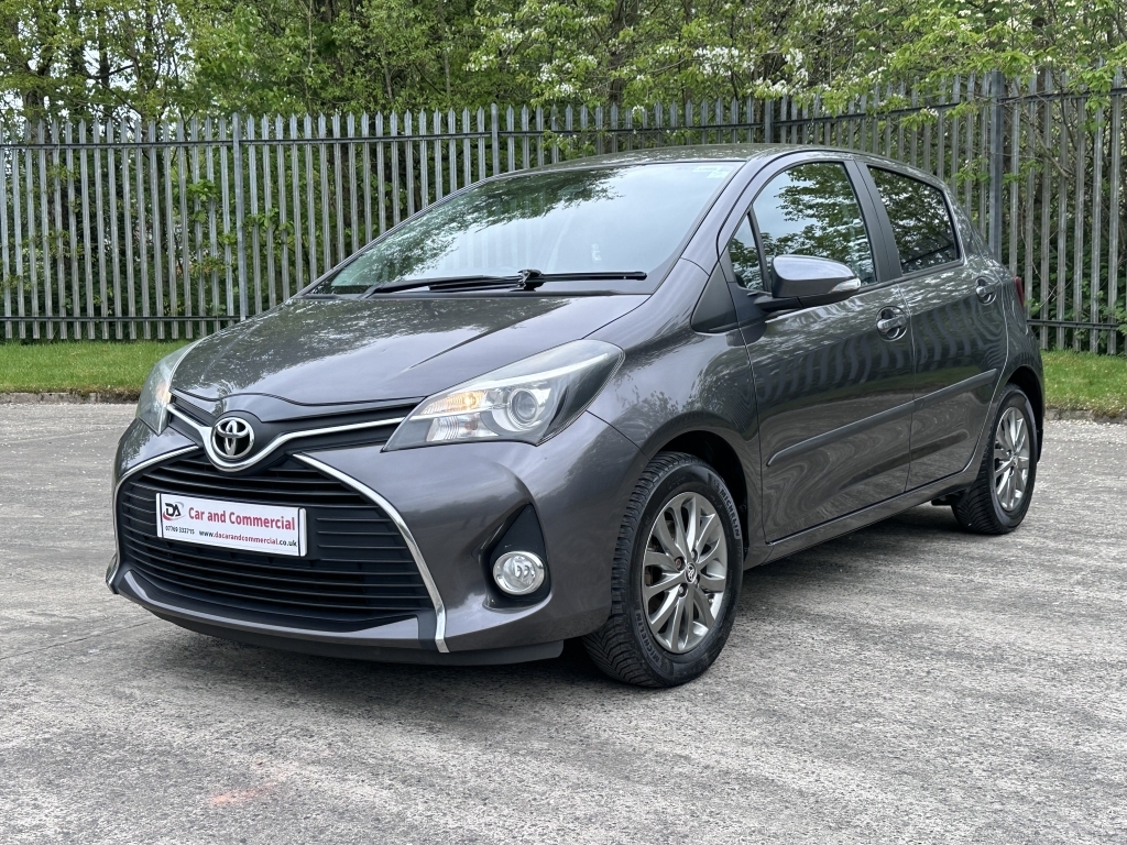 Toyota Yaris 1.3 Vvt-i Icon Tss Grey