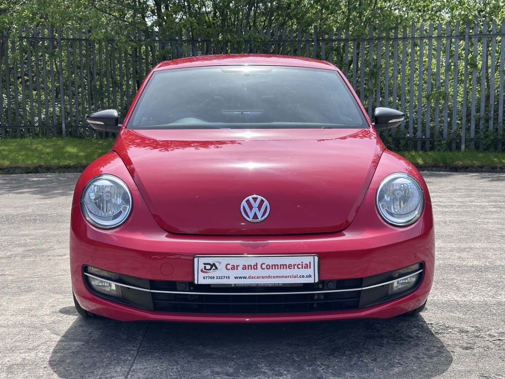 Volkswagen Beetle 2.0 Sport Tdi Red #2