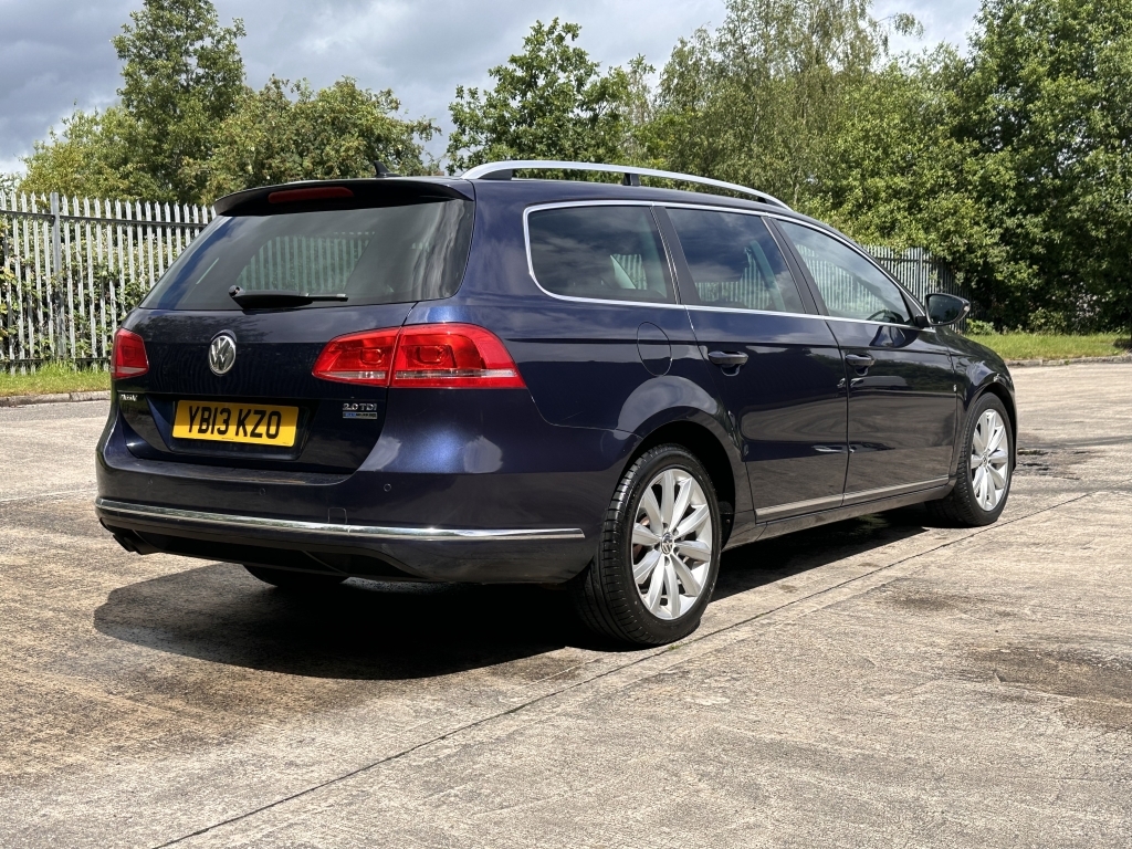 Volkswagen Passat 2.0 Highline Tdi Bluemotion Technology Dsg Blue #5