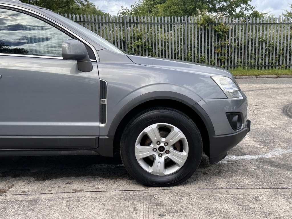 Vauxhall Antara Hatchback Black #12