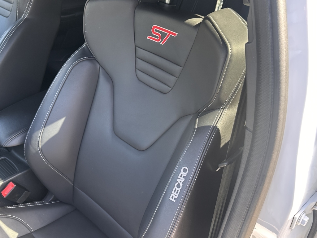 Ford Focus Focus Titanium Black #38