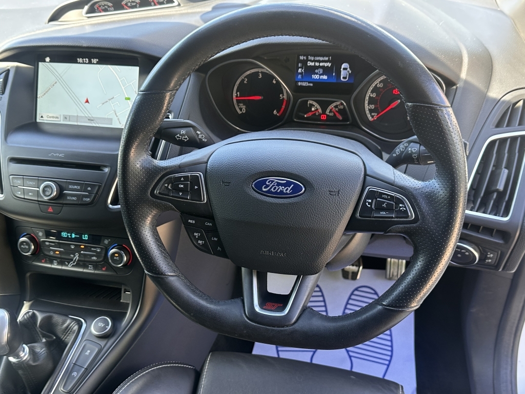 Ford Focus Focus Titanium Black #19