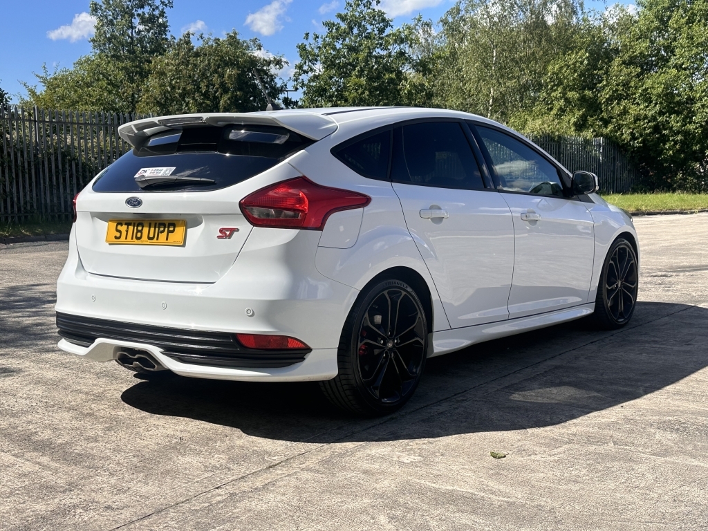 Ford Focus 2.0 St-3 Tdci White #5