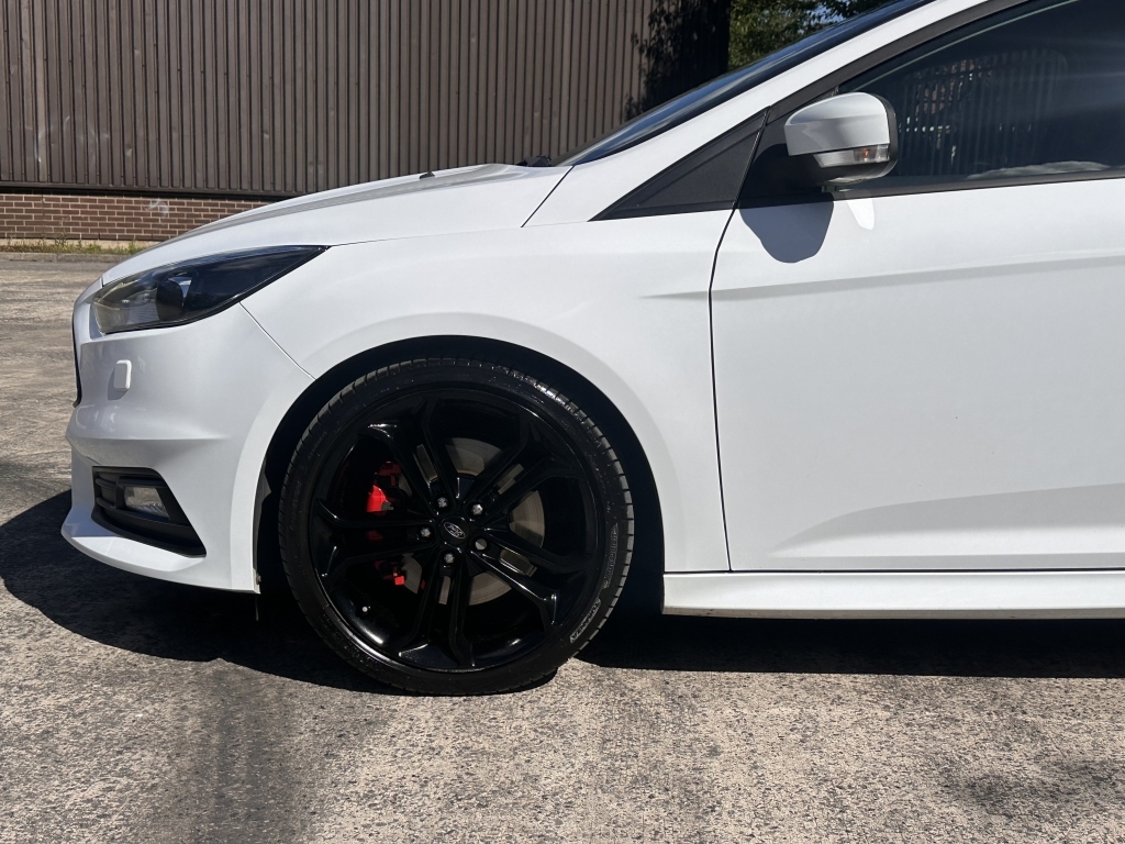 Ford Focus Focus Titanium Black #9