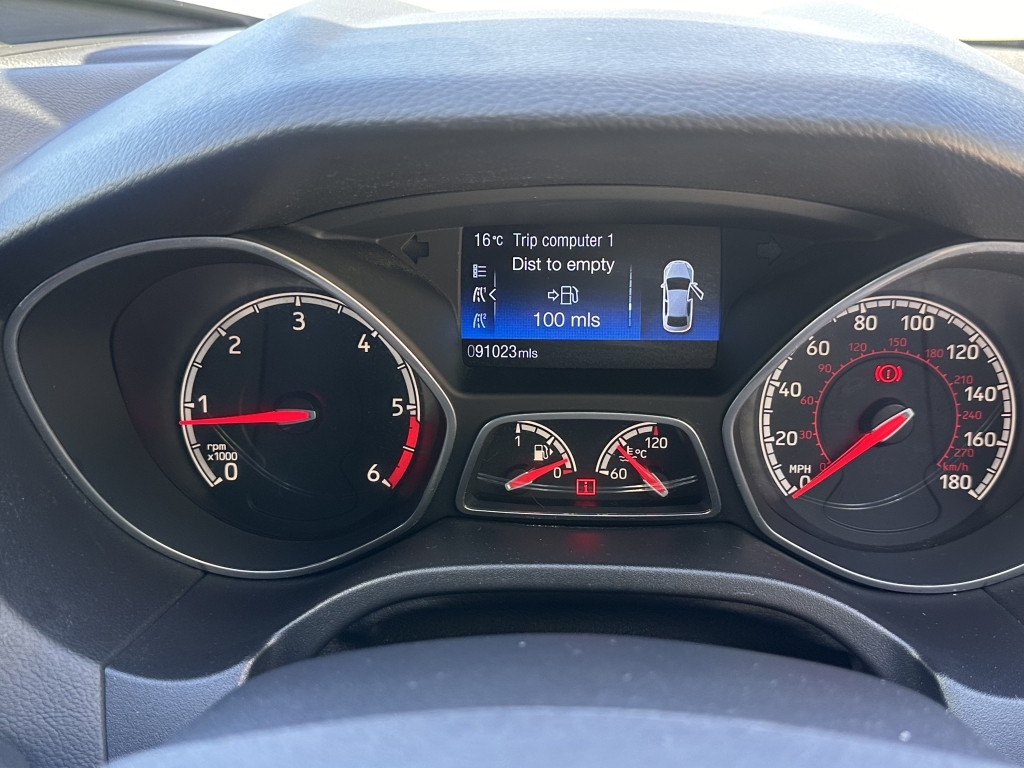Ford Focus Focus Titanium Black #22