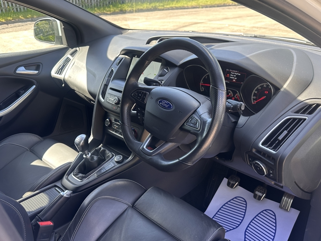 Ford Focus Focus Titanium Black #14