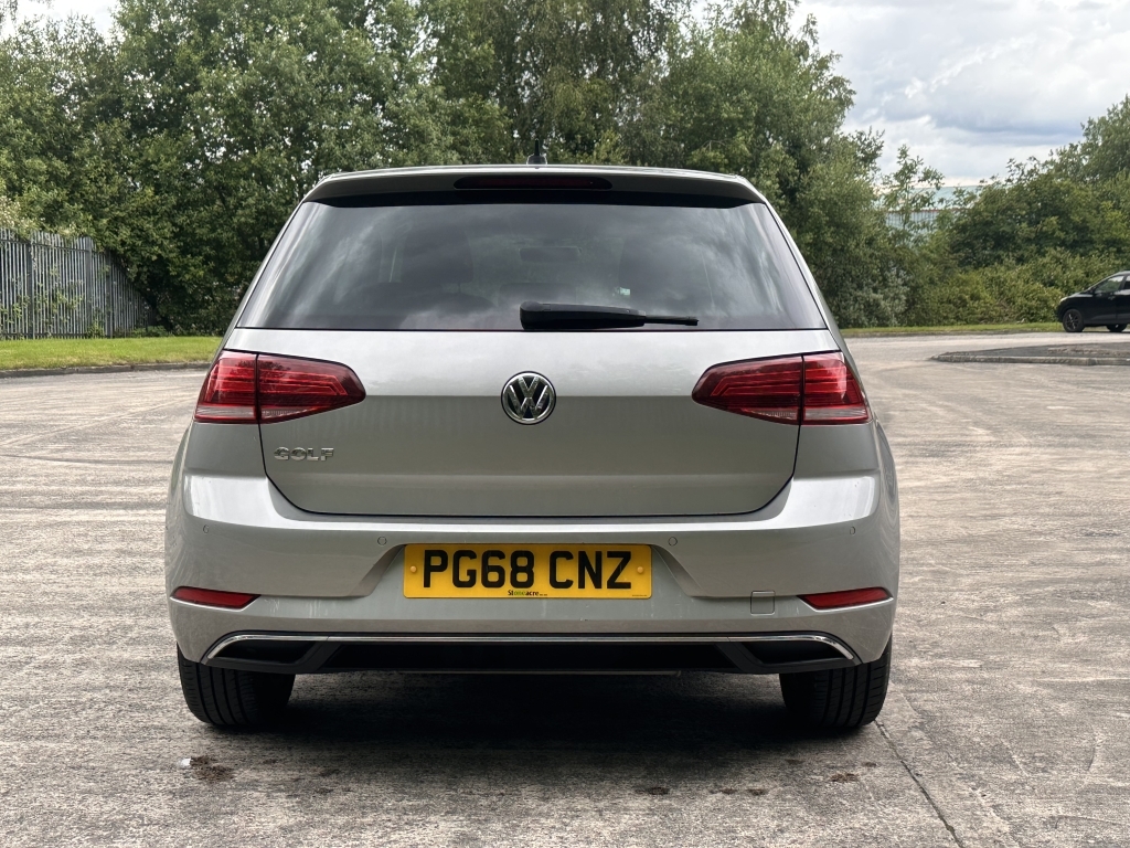 Volkswagen Golf 1.0 Match Tsi Silver #6