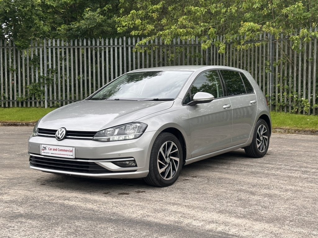 Volkswagen Golf 1.0 Match Tsi Silver