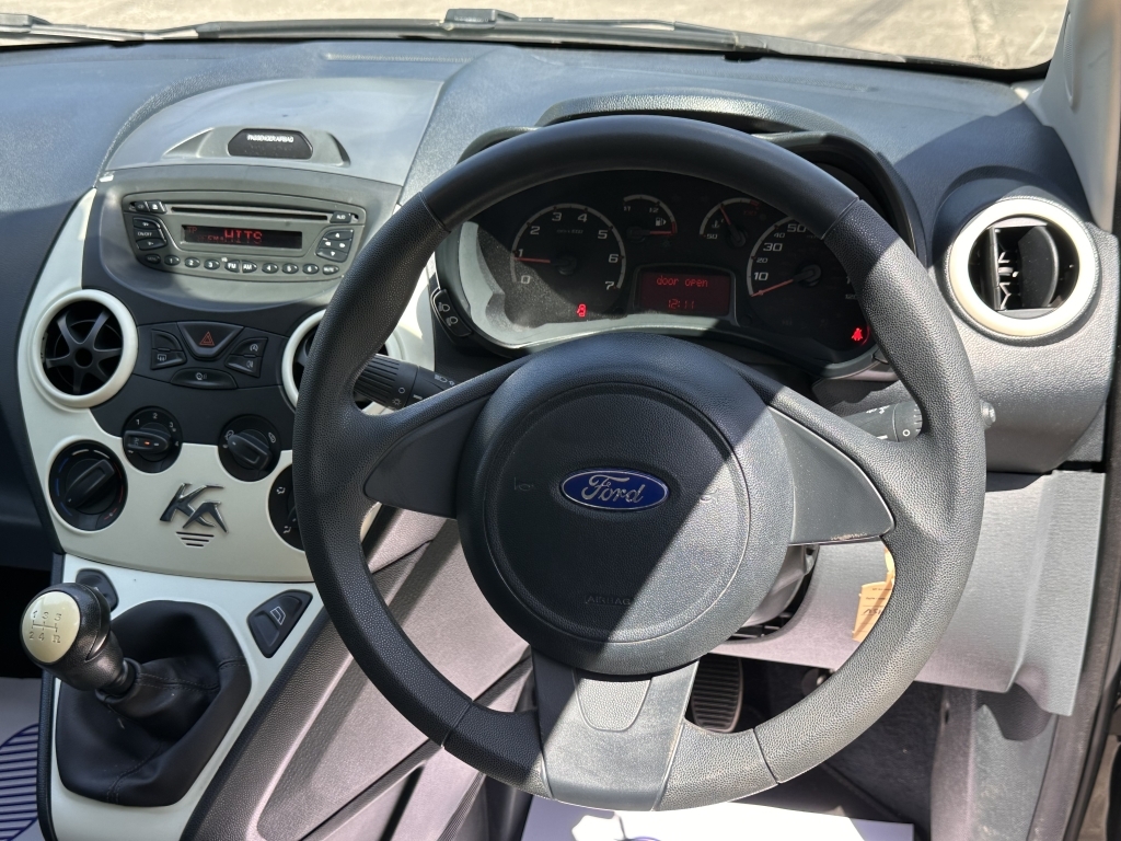Ford KA 1.2 Metal Start Stop White #14